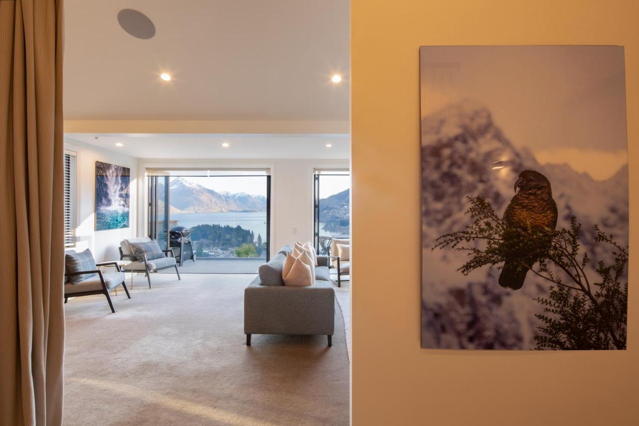 Picture Point Villa Queenstown Exterior photo